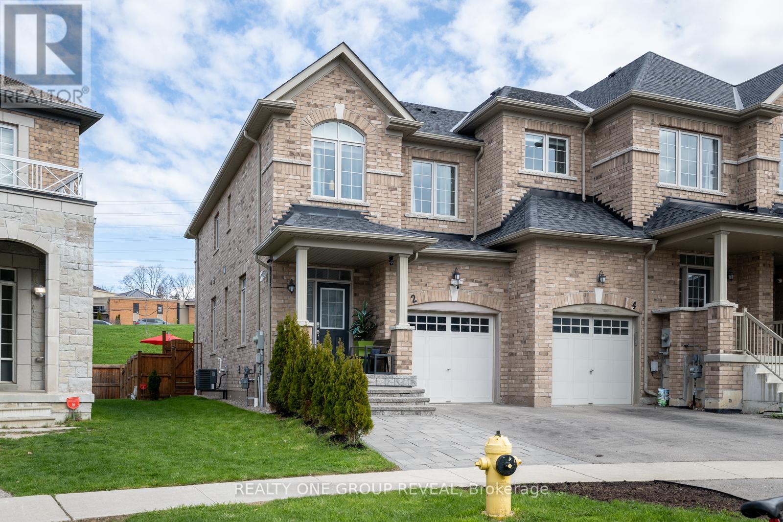 2 Rimrock Crescent, Whitby, Ontario  L1N 0E5 - Photo 2 - E13090272