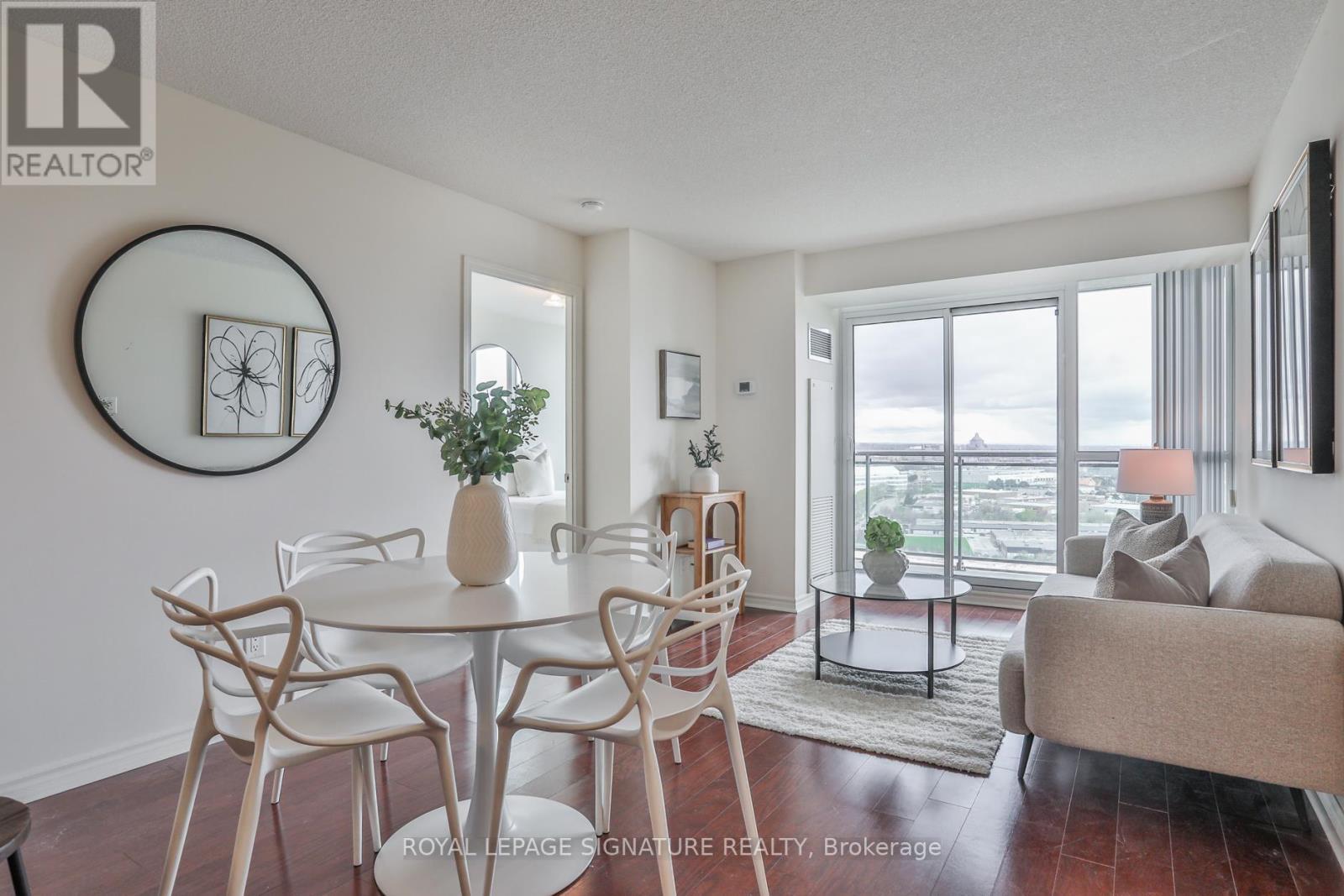 2207 - 88 GRANGEWAY AVENUE, Toronto, Ontario
