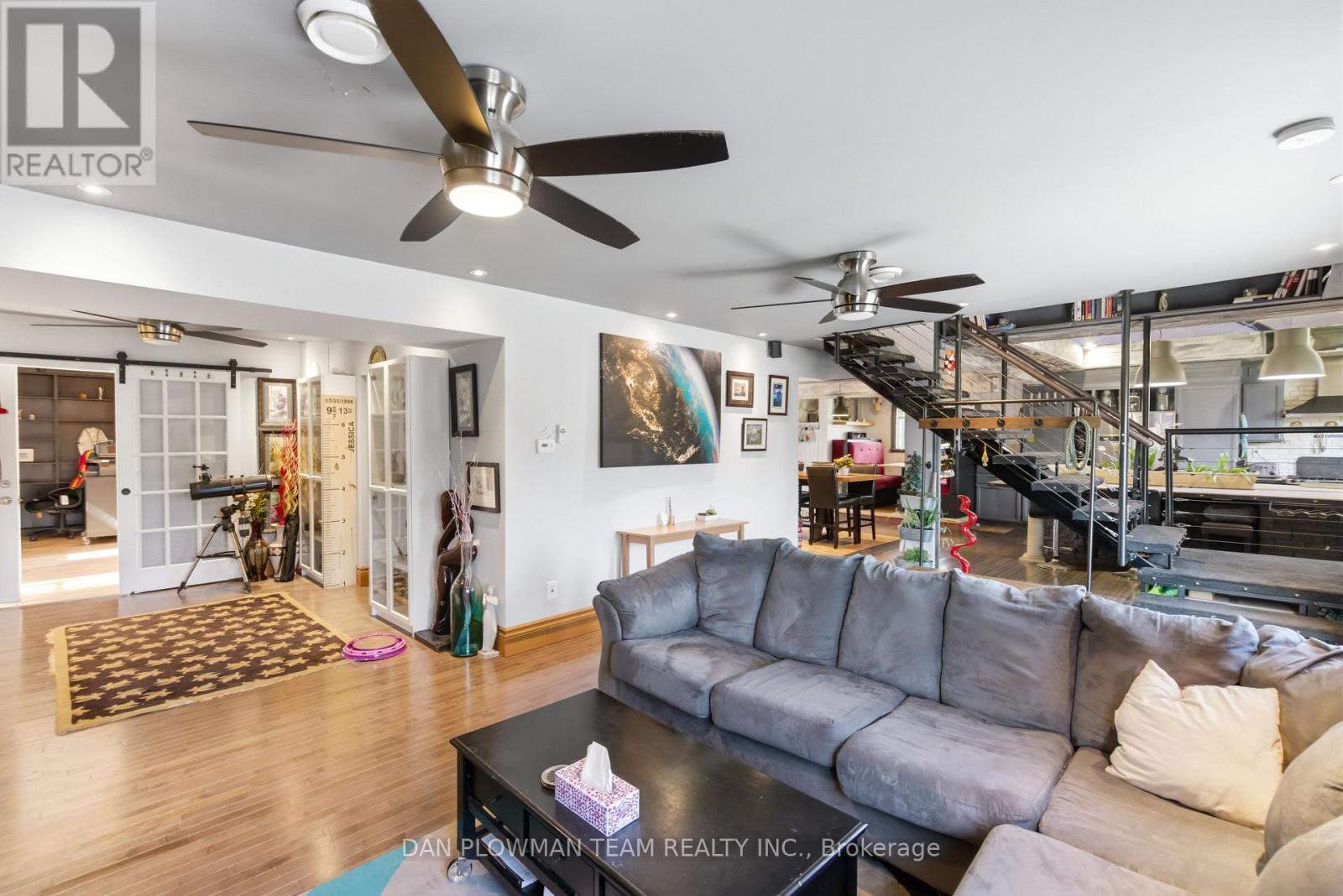 678 King Street W, Oshawa, Ontario  L1J 2L3 - Photo 6 - E13090352