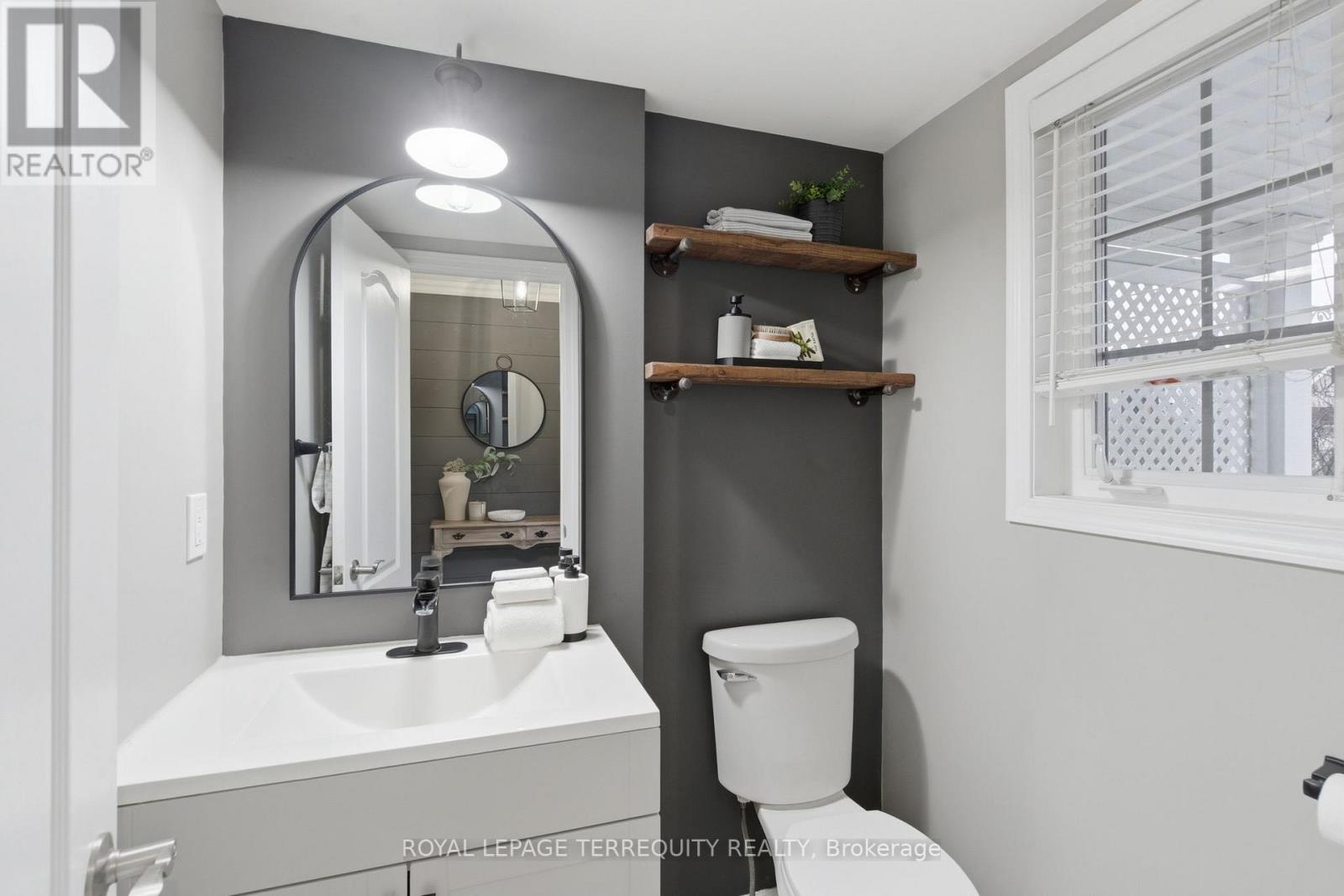 119 Argent Street, Clarington, Ontario  L1C 0C4 - Photo 6 - E13090506