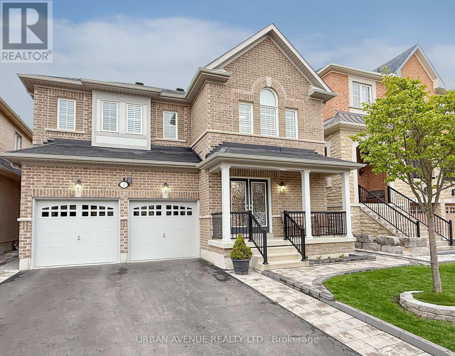 5 Aquilina Court, Ajax, Ontario  L1Z 0E5 - Photo 2 - E13090556