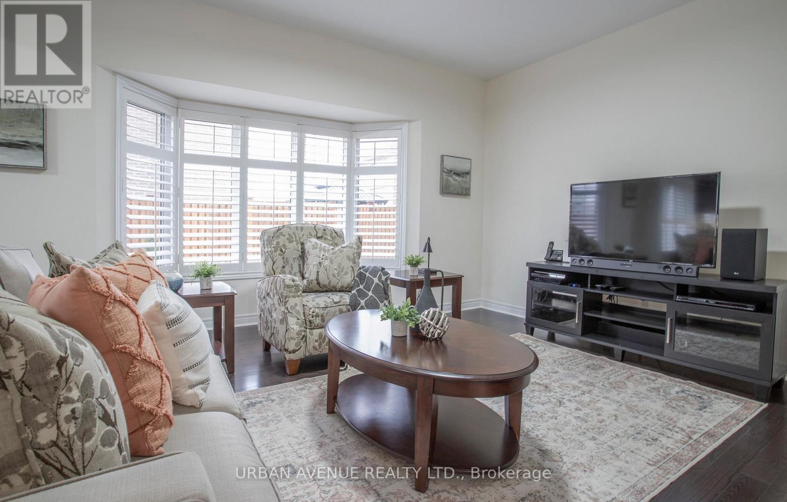 5 Aquilina Court, Ajax, Ontario  L1Z 0E5 - Photo 9 - E13090556