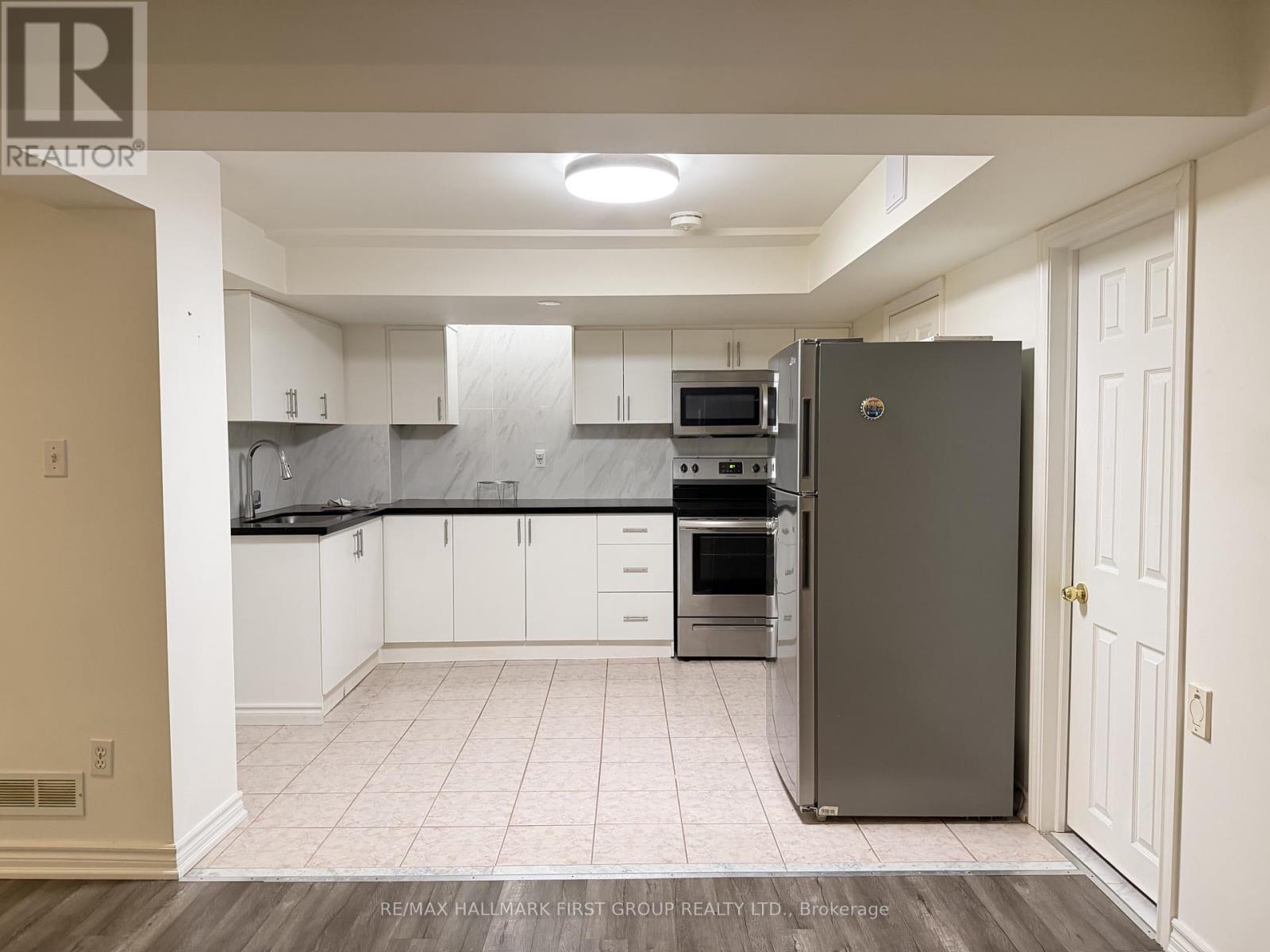 Bsmt - 46 Welsh Street, Ajax, Ontario  L1T 4A4 - Photo 5 - E13090564
