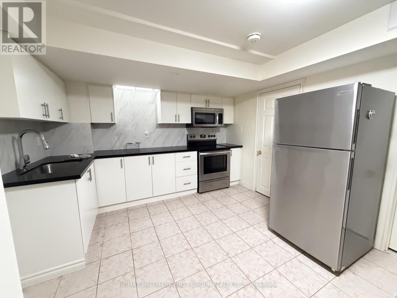 Bsmt - 46 Welsh Street, Ajax, Ontario  L1T 4A4 - Photo 6 - E13090564