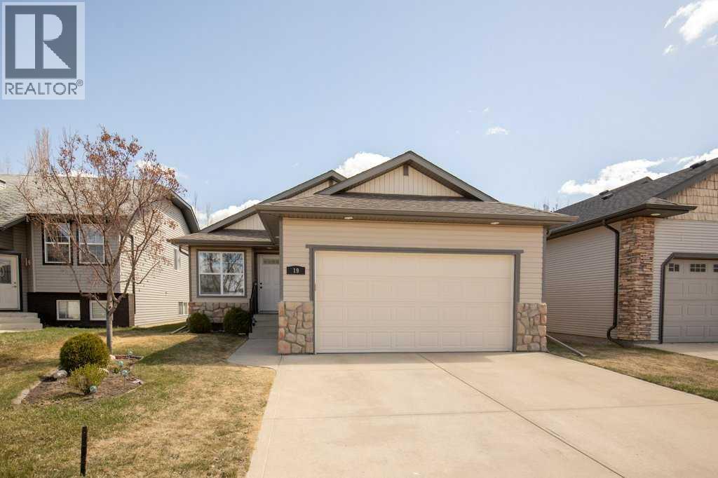 19 Isherwood Close, red deer, Alberta