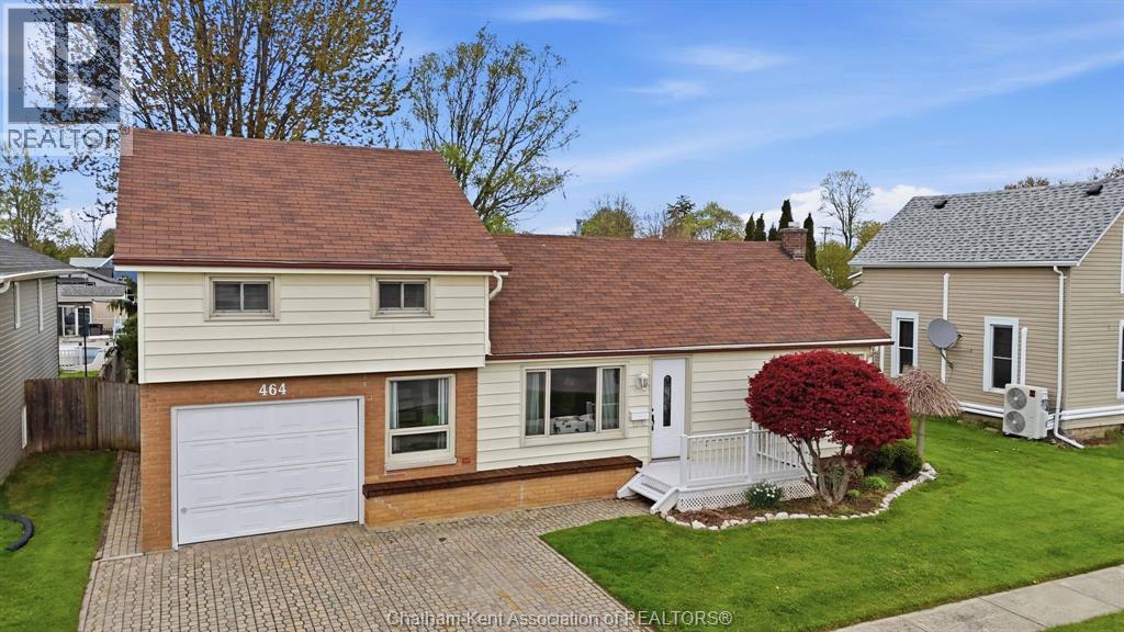 MLS# 26008735: 464 RICHMOND STREET, Dresden, Canada