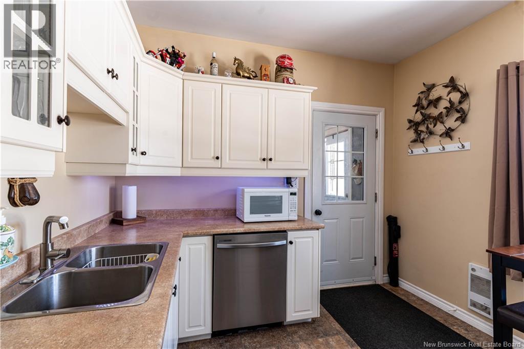 113 Grandview Avenue, Miramichi, New Brunswick  E1V 1C8 - Photo 33 - NB136698