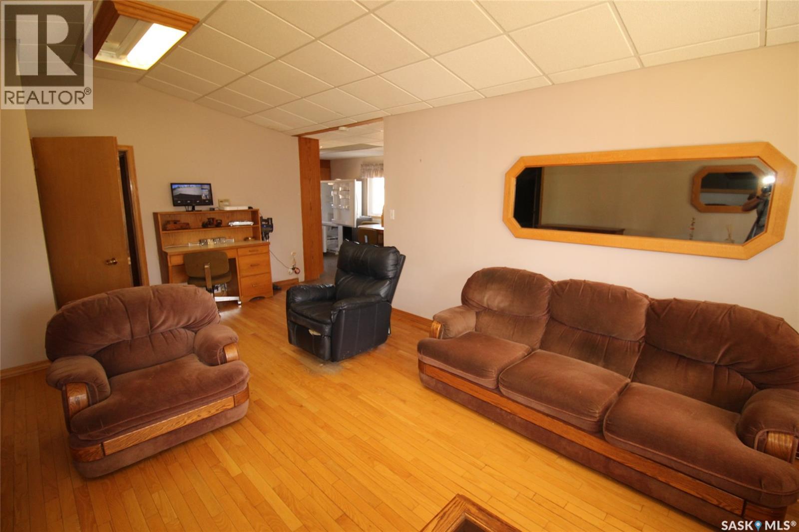 8241 Range Road, Shaunavon, Saskatchewan  S0N 2M0 - Photo 9 - SK034618