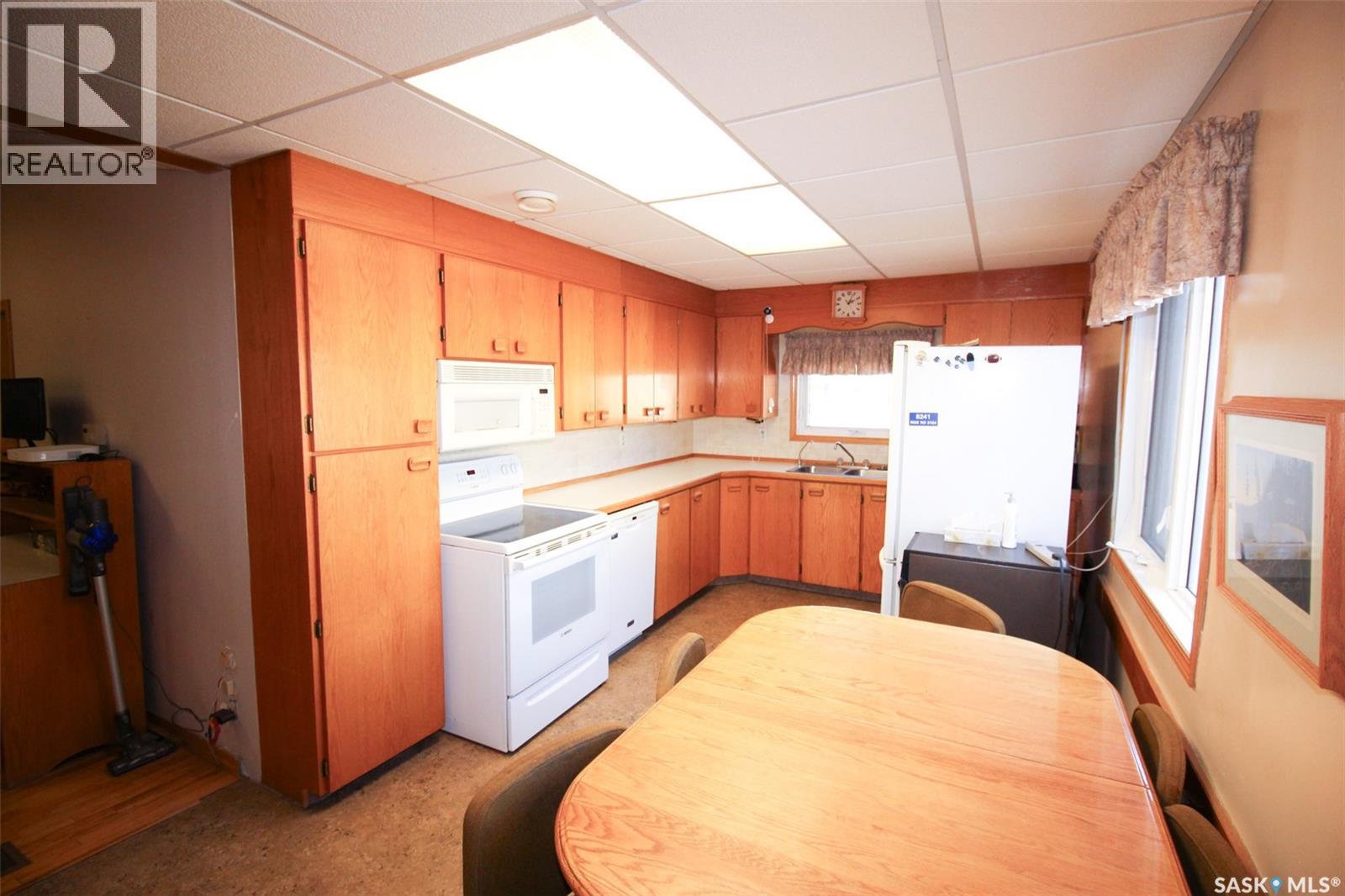 8241 Range Road, Shaunavon, Saskatchewan  S0N 2M0 - Photo 5 - SK034618