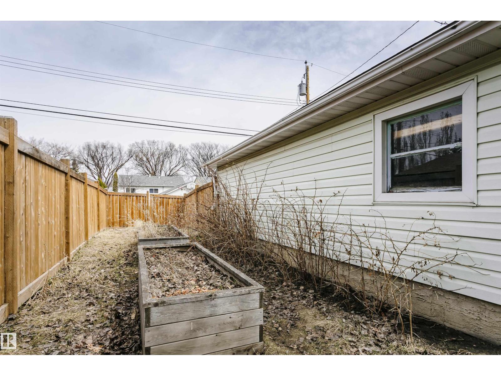 9760 64 Av Nw, Edmonton, Alberta  T6E 0J5 - Photo 41 - E4485965