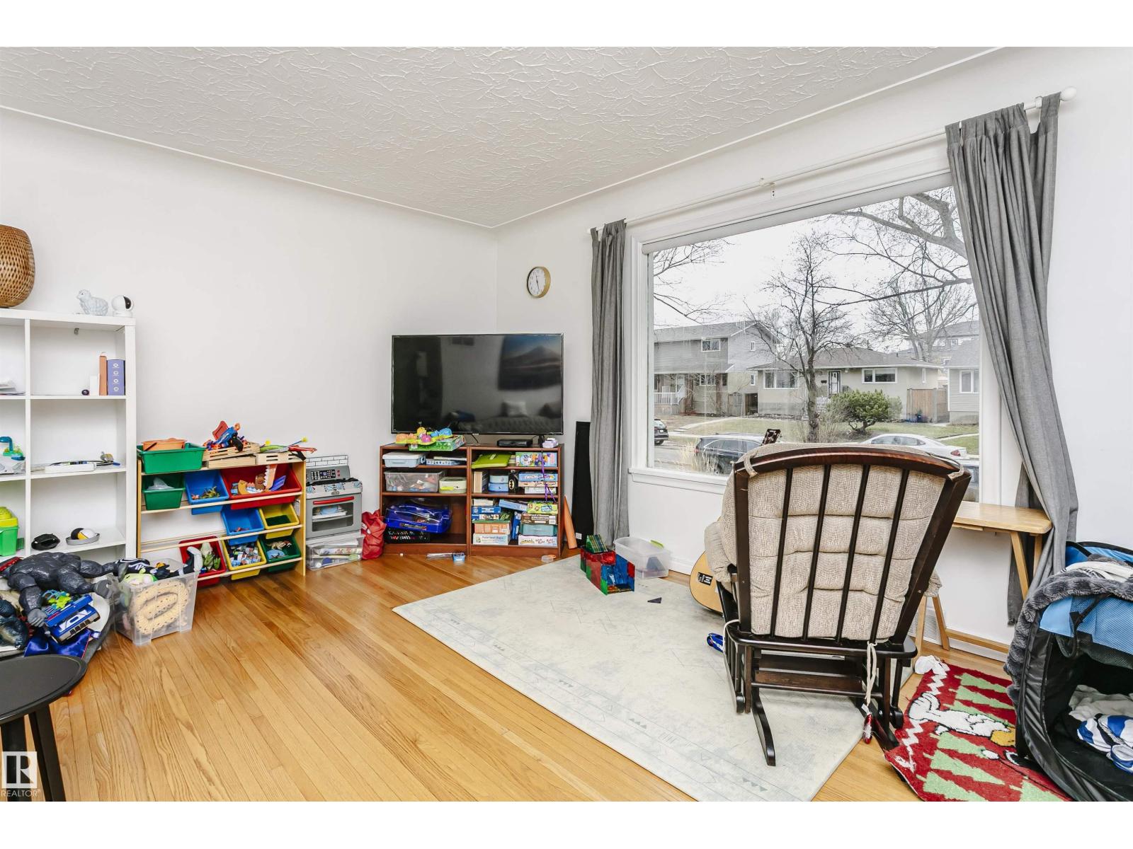9760 64 Av Nw, Edmonton, Alberta  T6E 0J5 - Photo 5 - E4485965