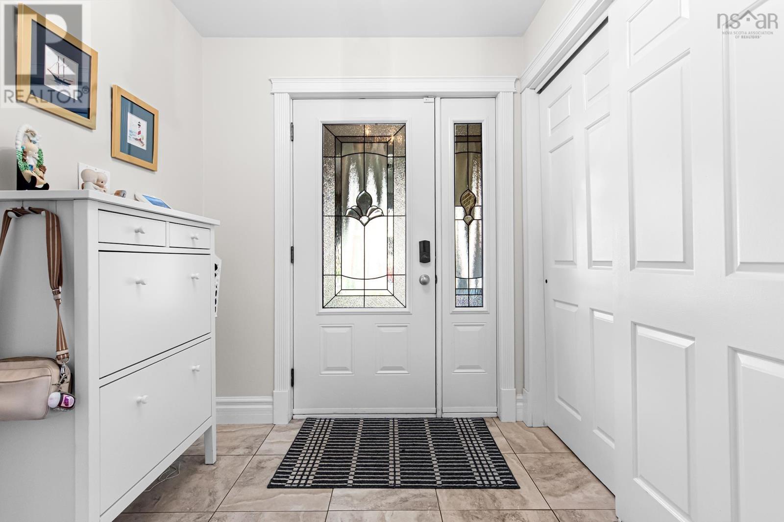 201 Douglas Crescent, Halifax, Nova Scotia  B3M 3B6 - Photo 2 - 202609899