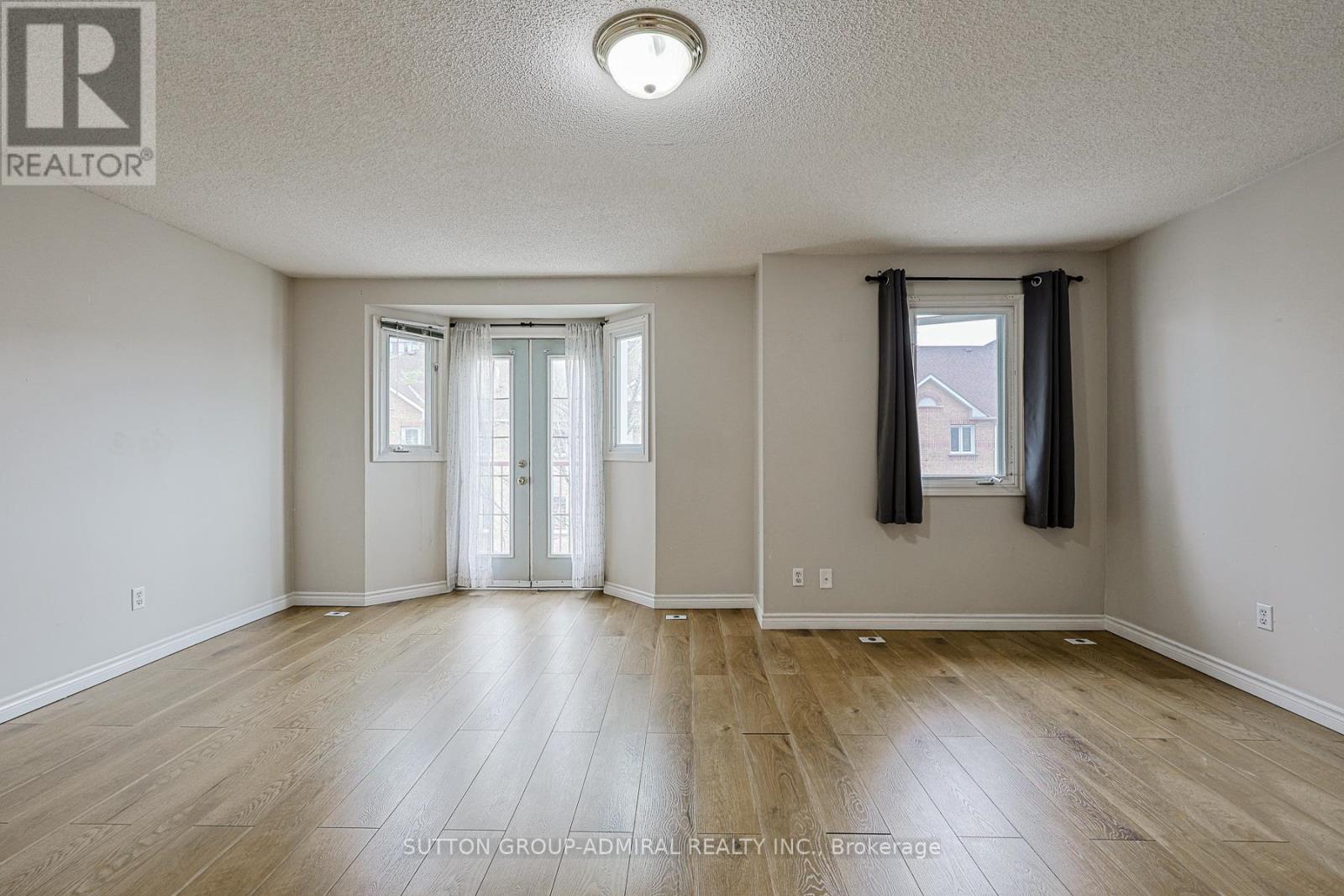 96 - 151 Townsgate Drive, Vaughan, Ontario  L4J 8J7 - Photo 11 - N13090226