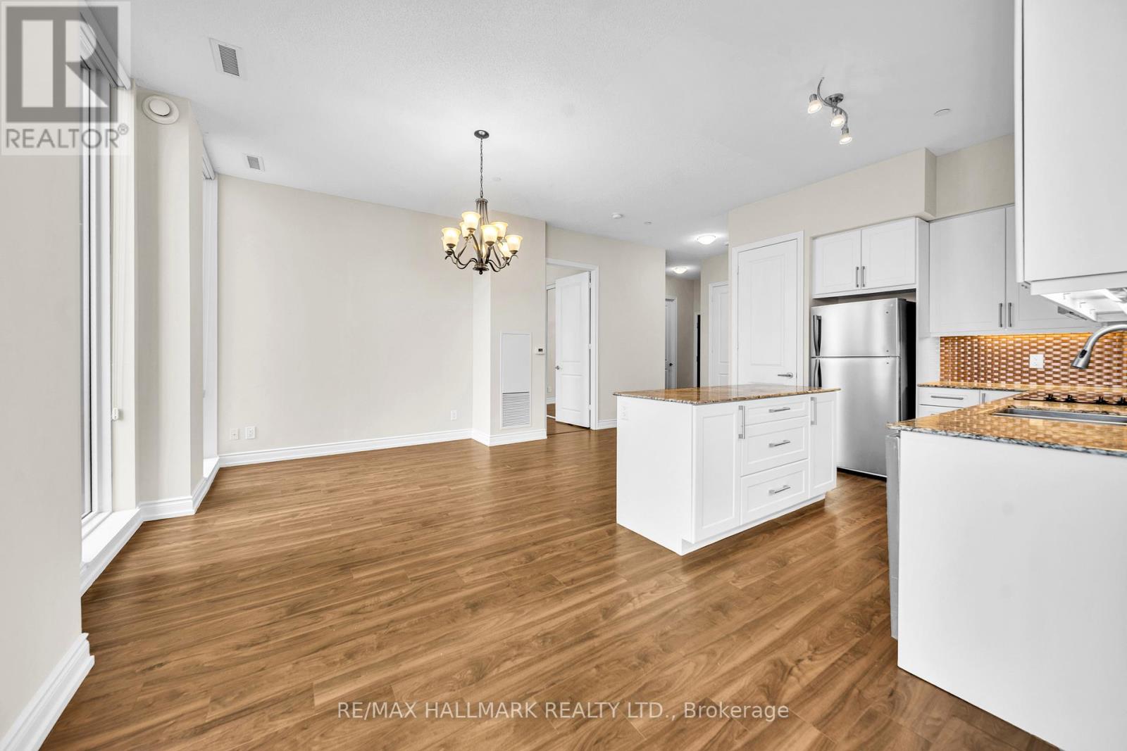 Ph6 - 9600 Yonge Street, Richmond Hill, Ontario  L4C 0X3 - Photo 14 - N13090382