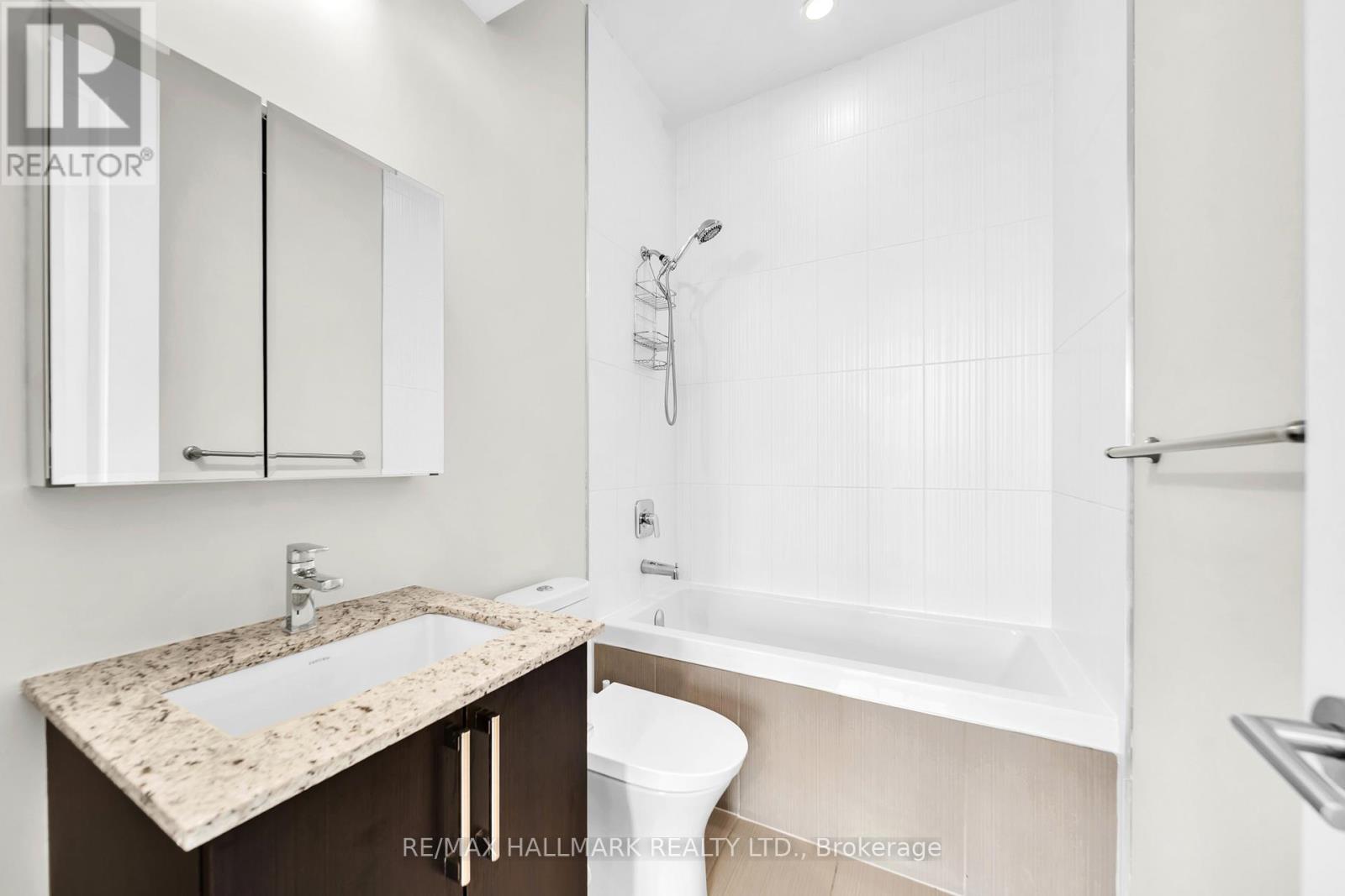Ph6 - 9600 Yonge Street, Richmond Hill, Ontario  L4C 0X3 - Photo 22 - N13090382