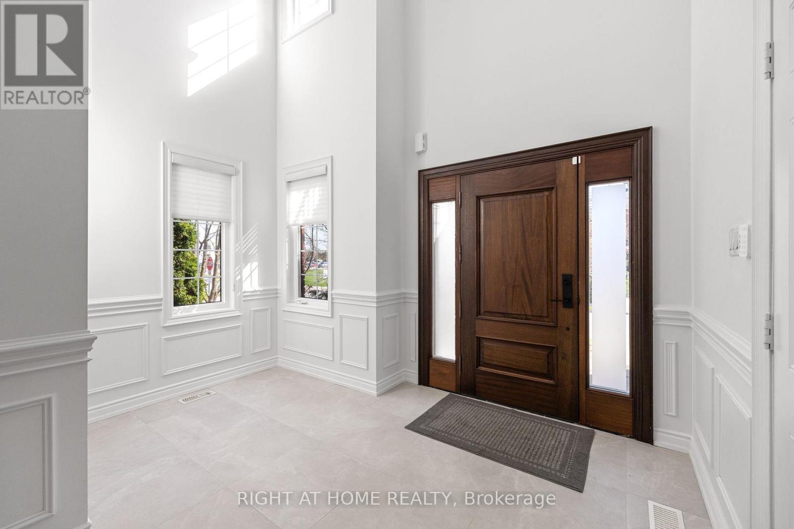 116 Knightshade Drive, Vaughan, Ontario  L4J 9L1 - Photo 4 - N13090418