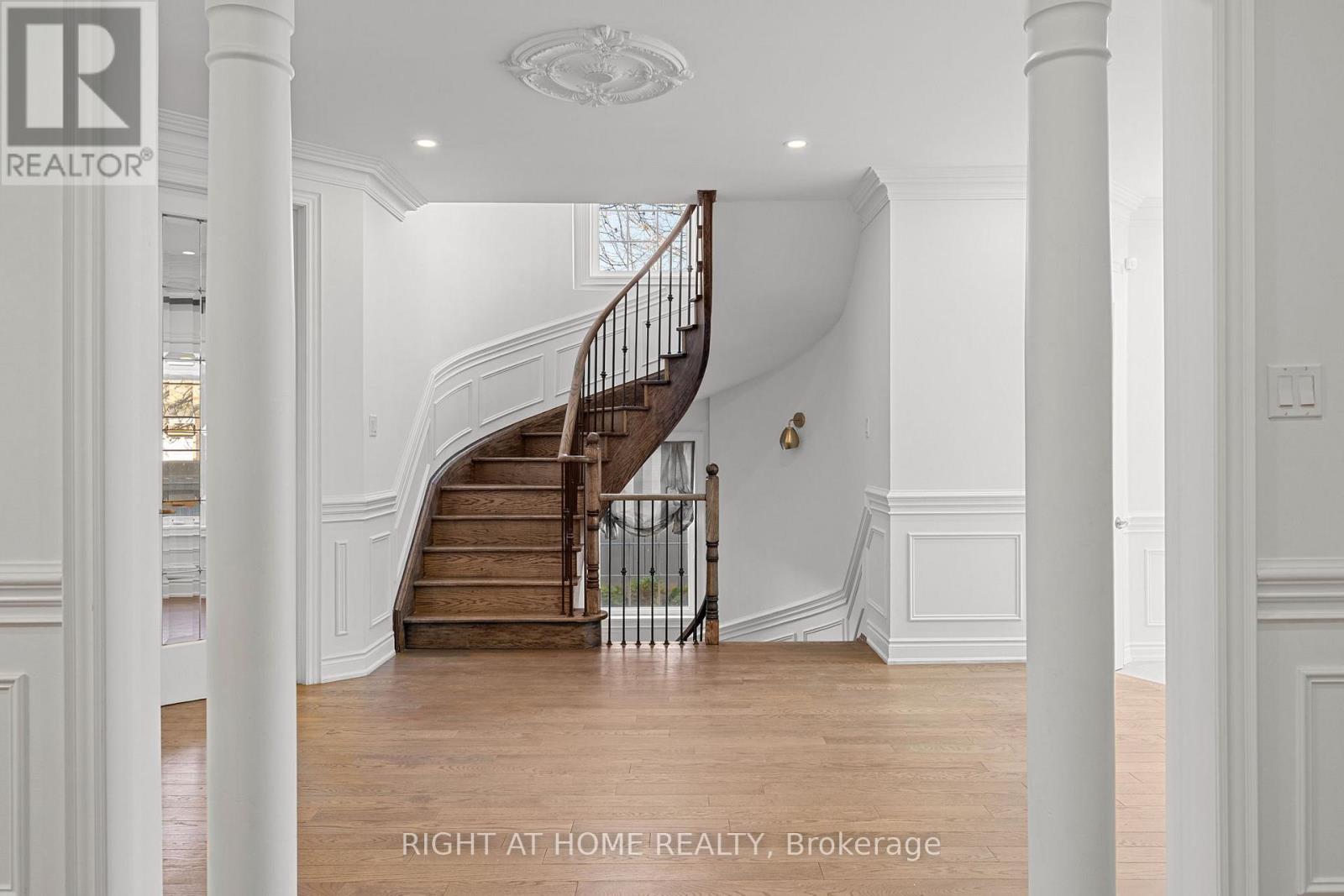 116 Knightshade Drive, Vaughan, Ontario  L4J 9L1 - Photo 8 - N13090418