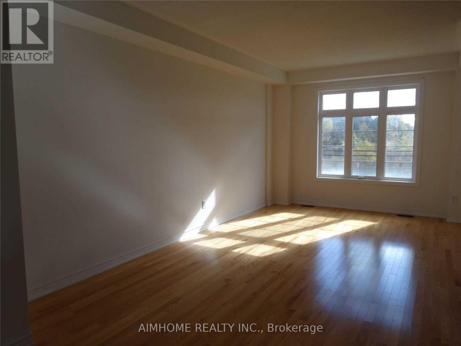 290 King Road, Richmond Hill, Ontario  L4E 1H3 - Photo 10 - N13090434