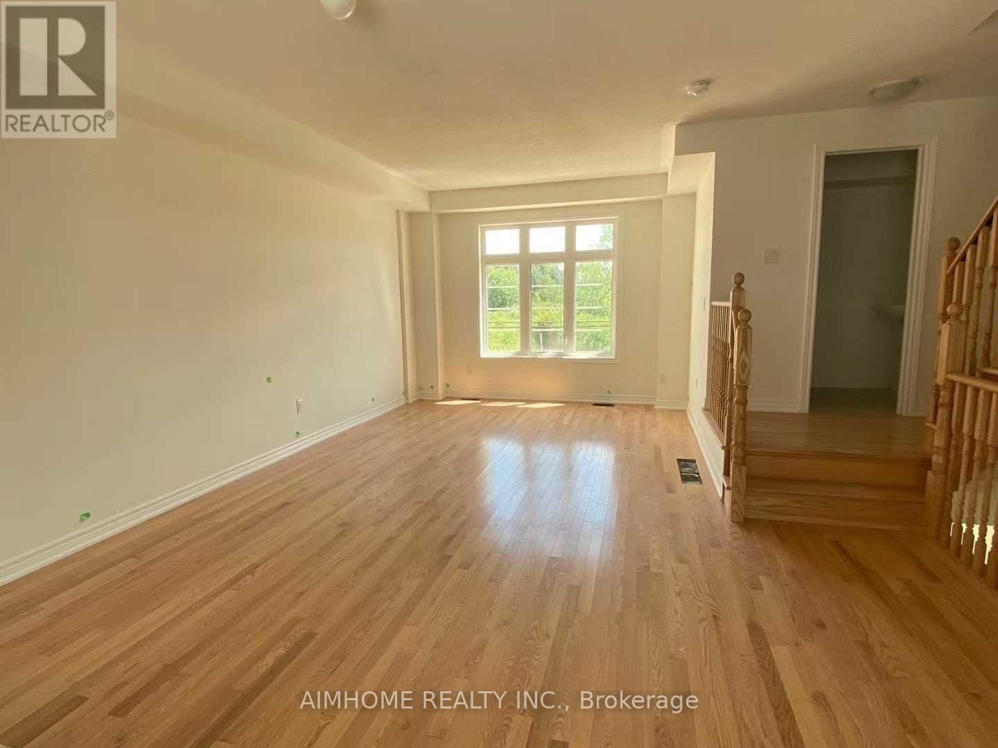 290 King Road, Richmond Hill, Ontario  L4E 1H3 - Photo 3 - N13090434