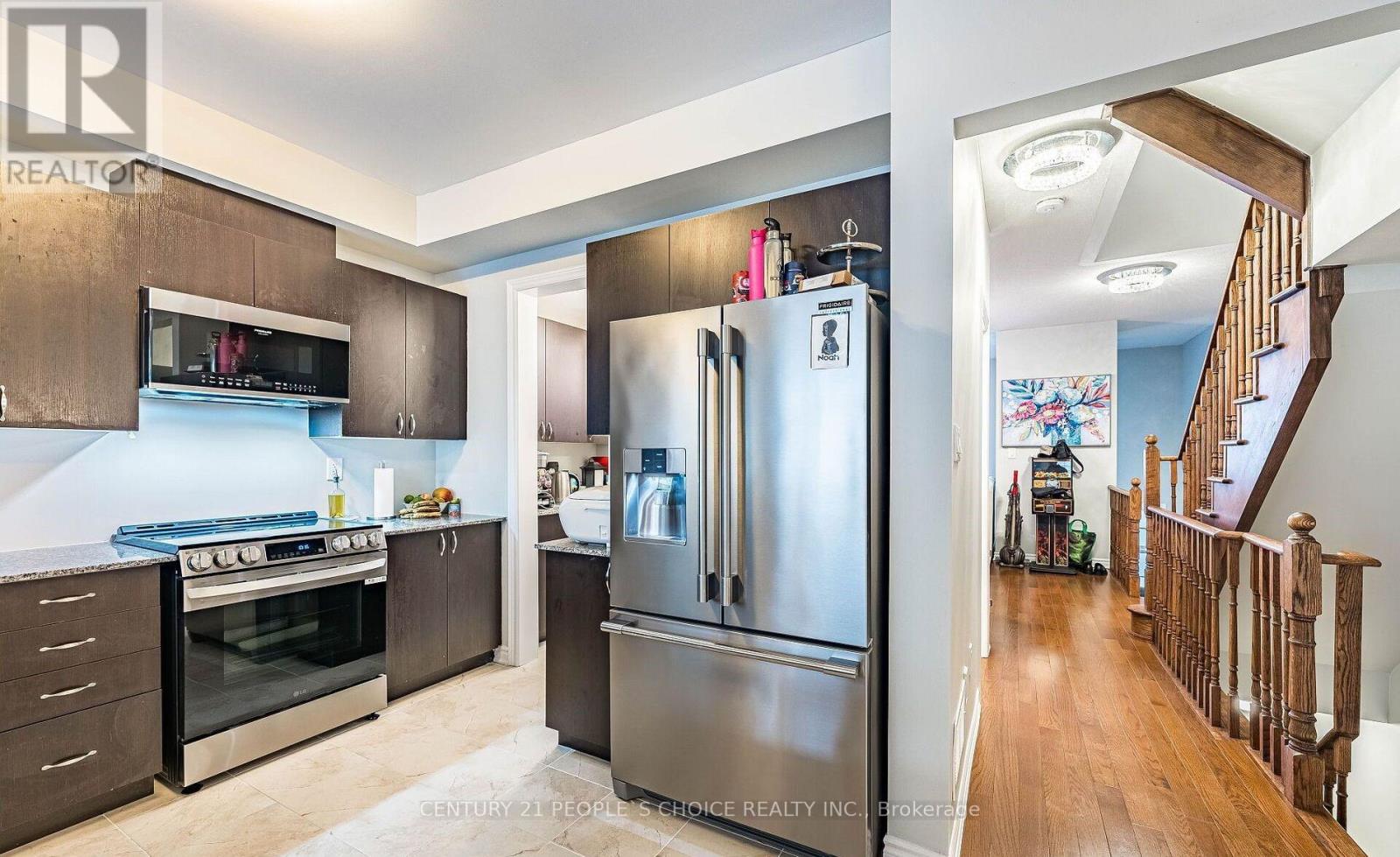 142 Farooq Boulevard S, Vaughan, Ontario  L4H 4S1 - Photo 11 - N13090558