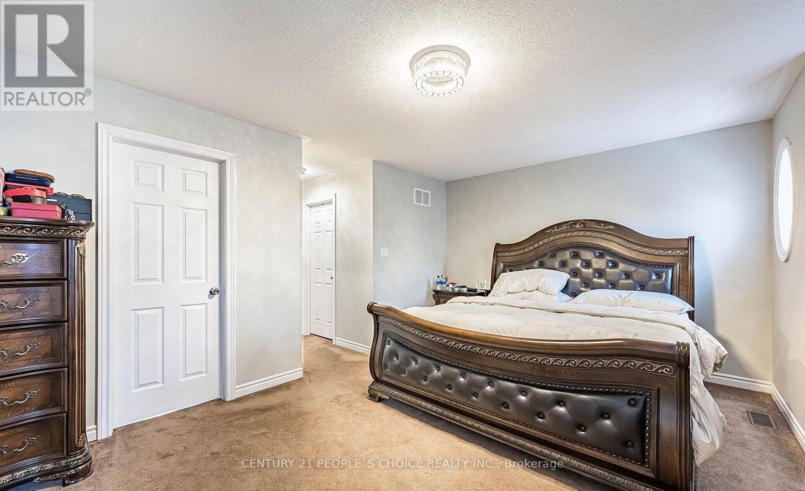 142 Farooq Boulevard S, Vaughan, Ontario  L4H 4S1 - Photo 21 - N13090558