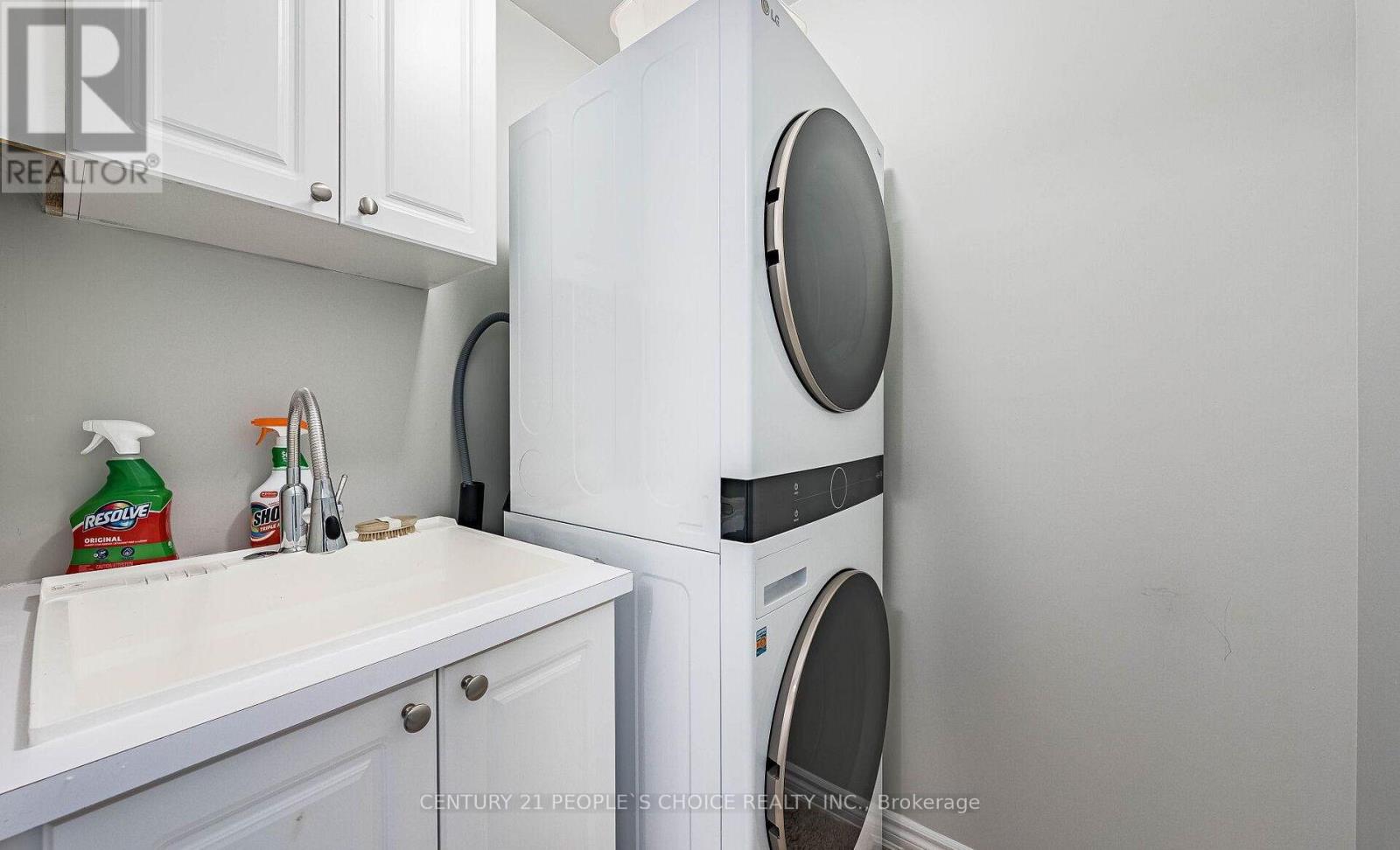 142 Farooq Boulevard S, Vaughan, Ontario  L4H 4S1 - Photo 25 - N13090558