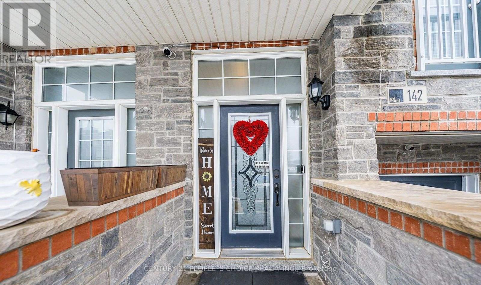 142 Farooq Boulevard S, Vaughan, Ontario  L4H 4S1 - Photo 5 - N13090558