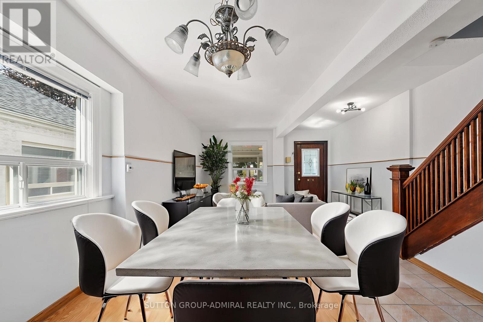87 PRITCHARD AVENUE, Toronto, Ontario