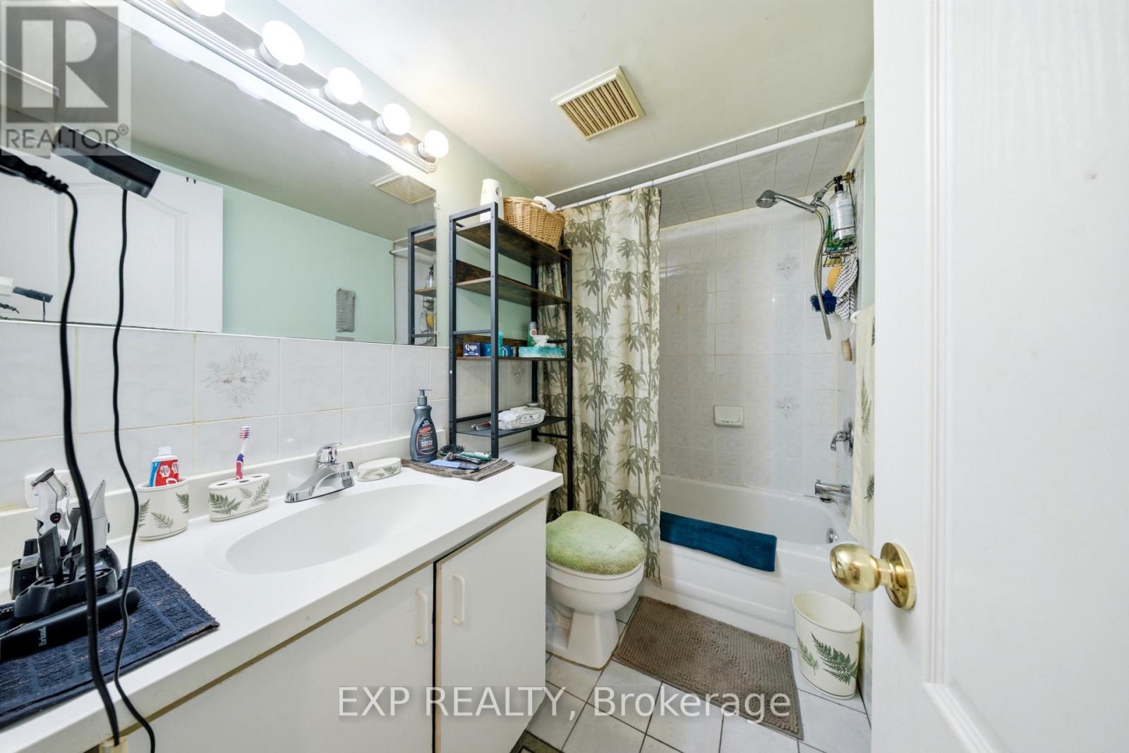 65 - 7115 Rexwood Road, Mississauga, Ontario  L4T 4L4 - Photo 26 - W13090204