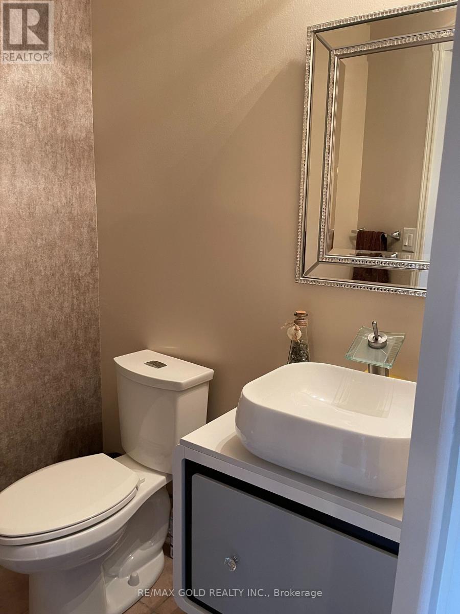 7386 Lantern Fly Hollow, Mississauga, Ontario  L5W 1J8 - Photo 15 - W13090230