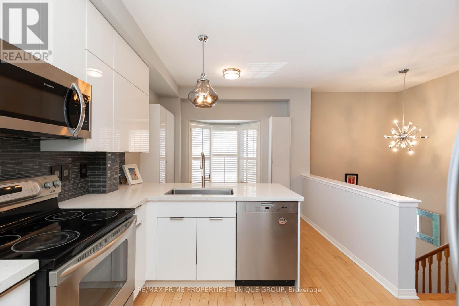 10 - 1130 Cawthra Road, Mississauga, Ontario  L5G 4V7 - Photo 15 - W13090274
