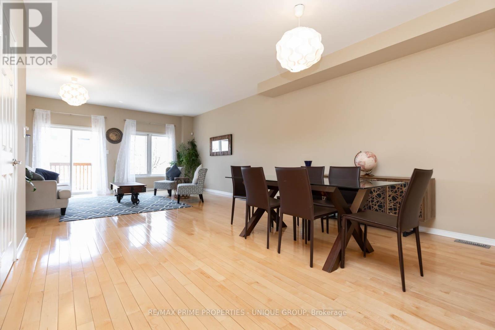 10 - 1130 Cawthra Road, Mississauga, Ontario  L5G 4V7 - Photo 3 - W13090274