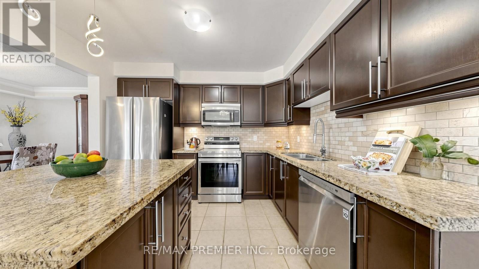 7 Stemford Road, Brampton, Ontario  L7A 0S5 - Photo 13 - W13090288