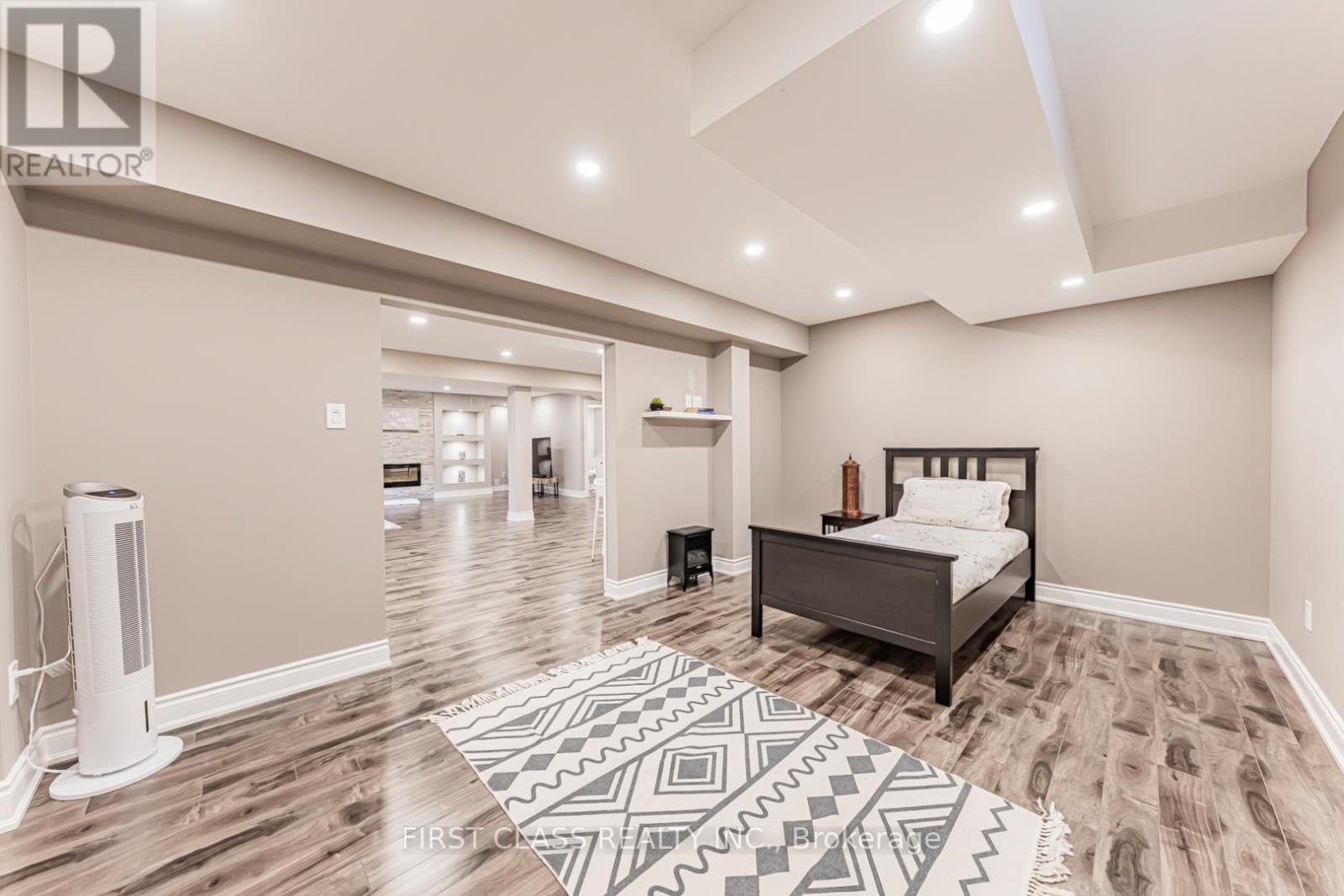 549 Daniel Clarke Way, Oakville, Ontario  L6M 0N9 - Photo 47 - W13090384
