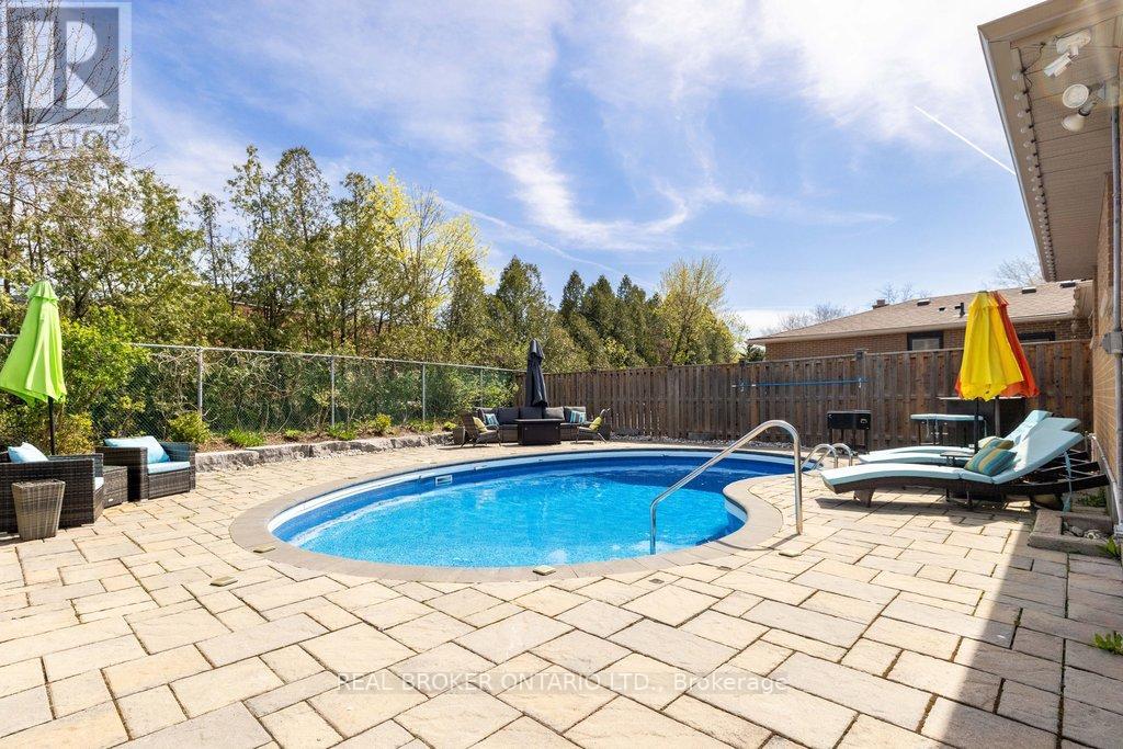 272 Oriole Court, Milton, Ontario  L9T 3R4 - Photo 23 - W13090386