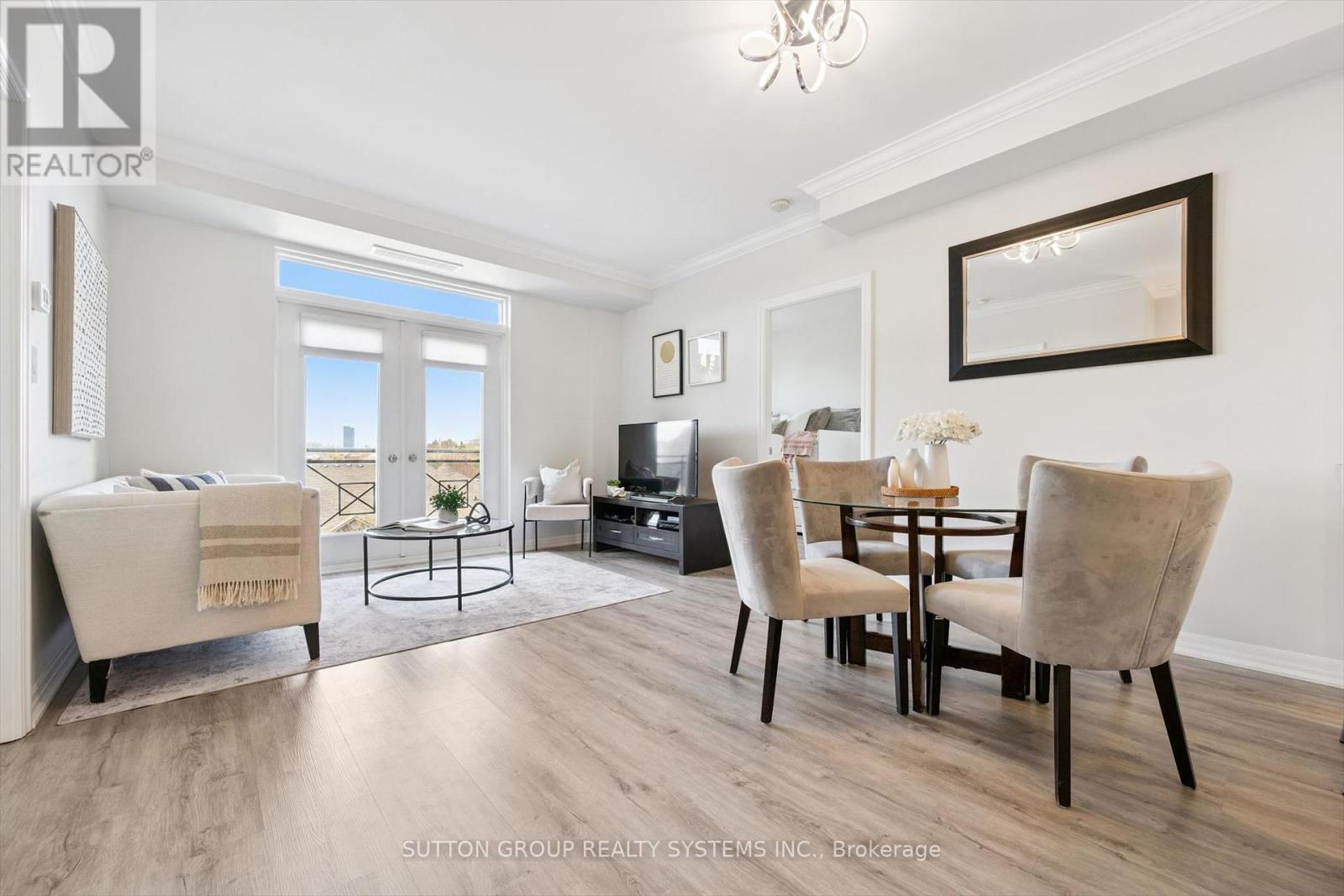 505 - 245 Dalesford Road, Toronto, Ontario  M8Y 4H7 - Photo 4 - W13090392