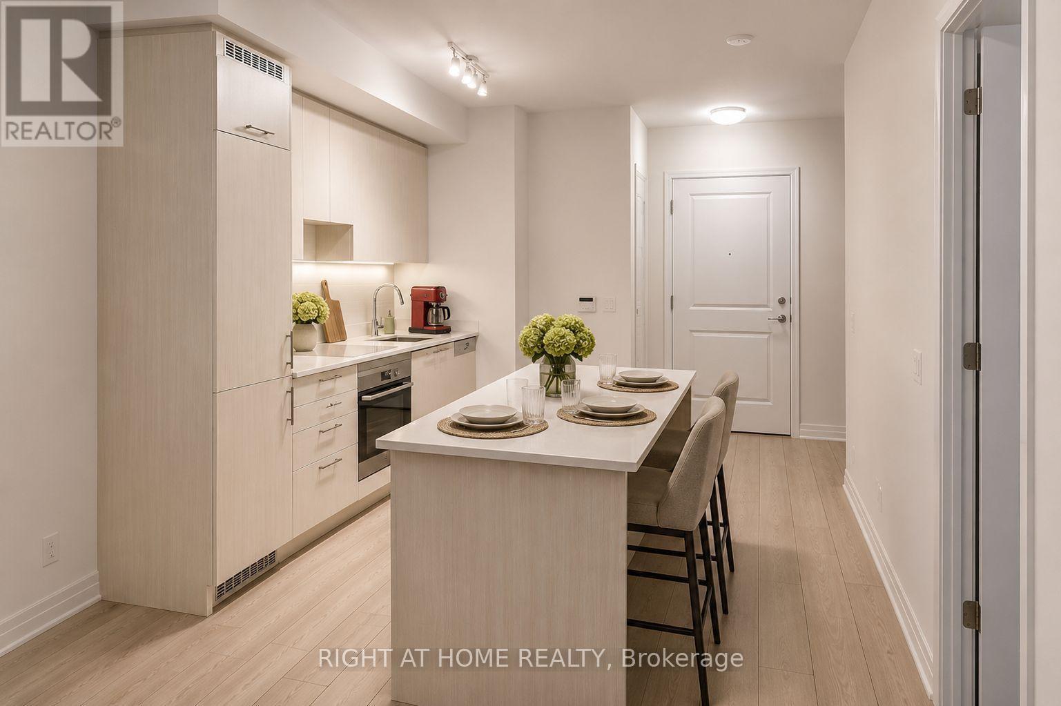3103 - 36 Elm Drive W, Mississauga, Ontario  L5B 0N3 - Photo 2 - W13090420