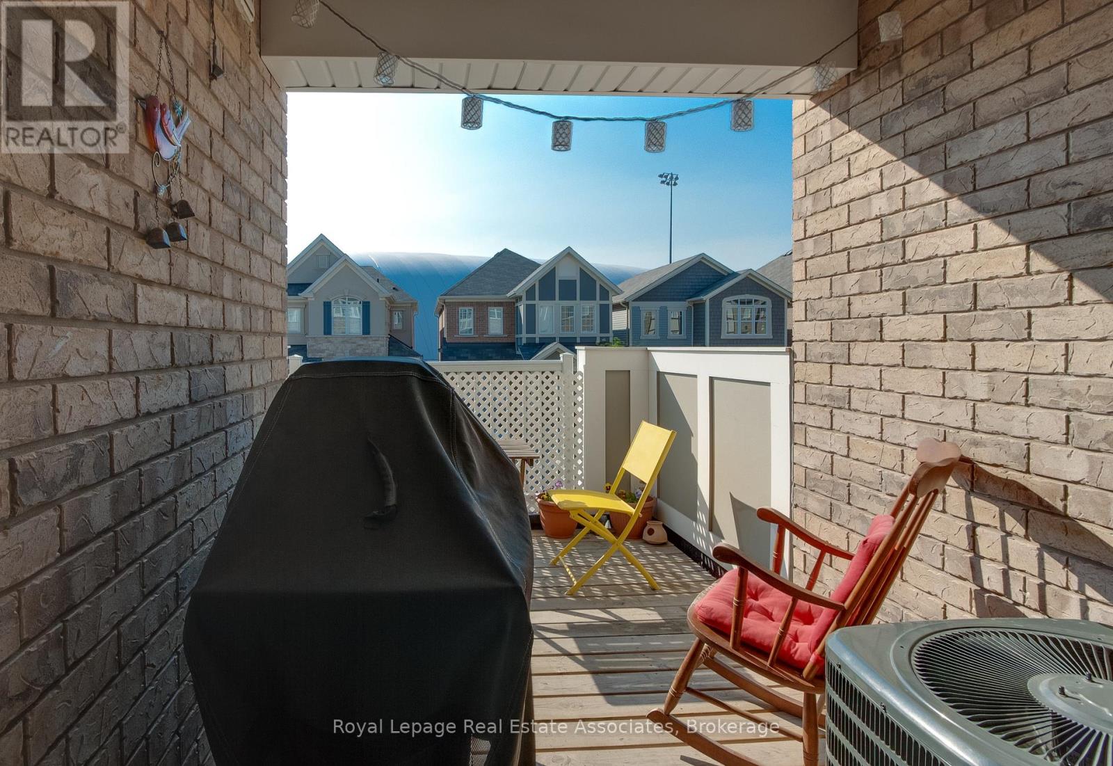 70 Locker Place, Milton, Ontario  L9E 1E8 - Photo 17 - W13090472