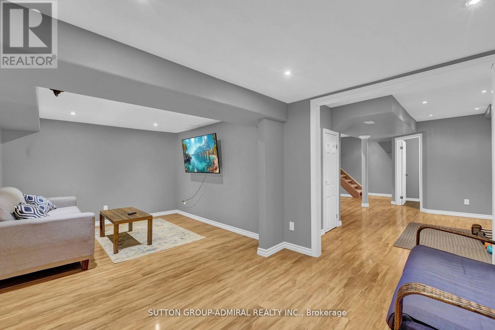 52 Garden Avenue, Brampton, Ontario  L6X 1M6 - Photo 26 - W13090496