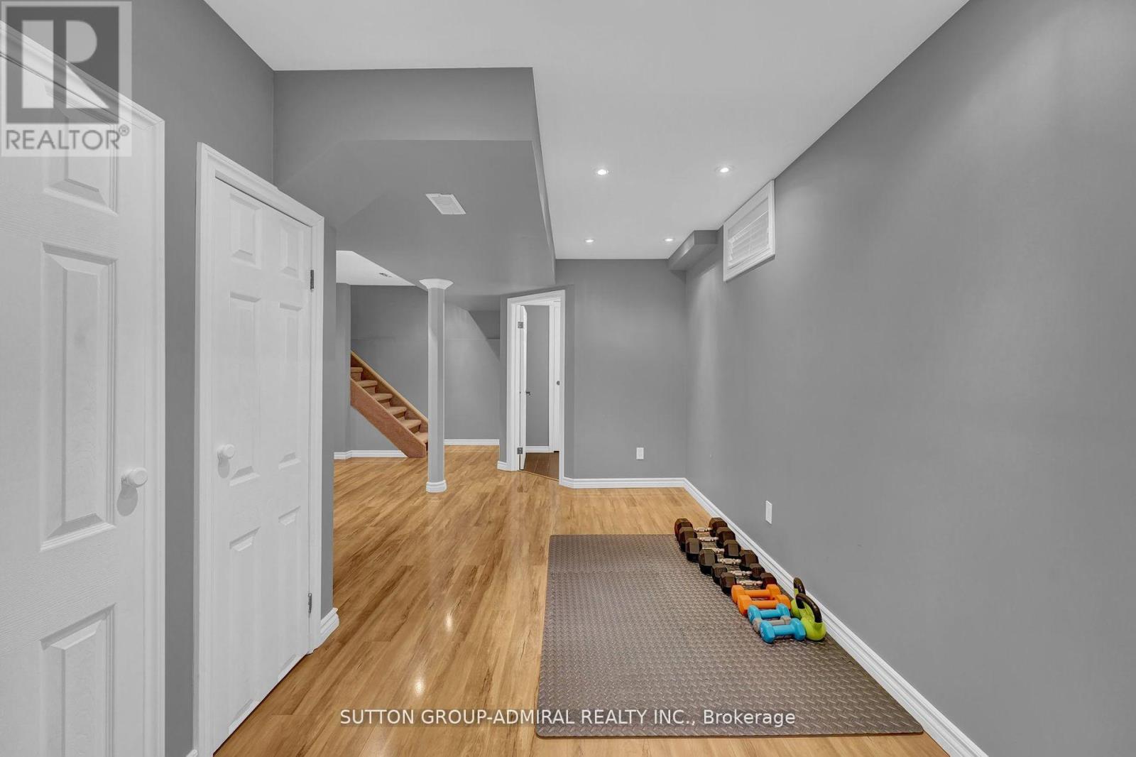 52 Garden Avenue, Brampton, Ontario  L6X 1M6 - Photo 29 - W13090496