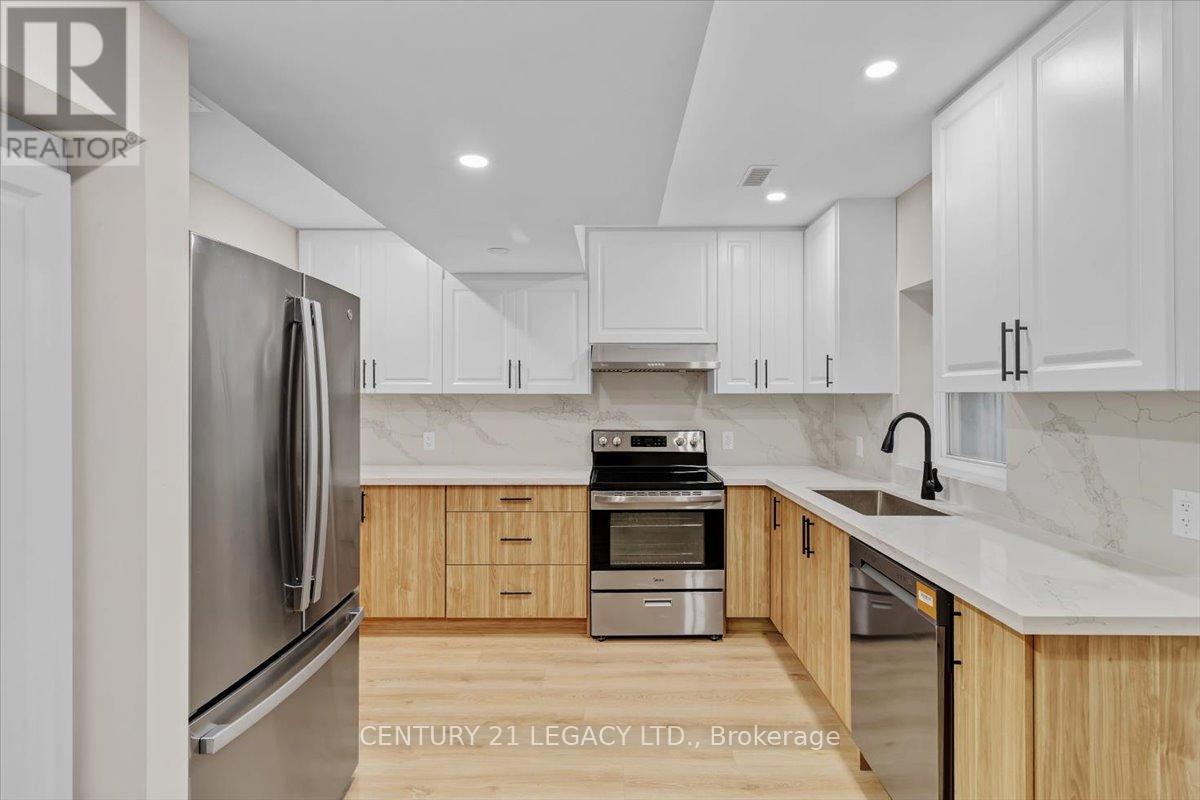2027 Churchill Avenue, Burlington, Ontario  L7R 3T8 - Photo 10 - W13090498