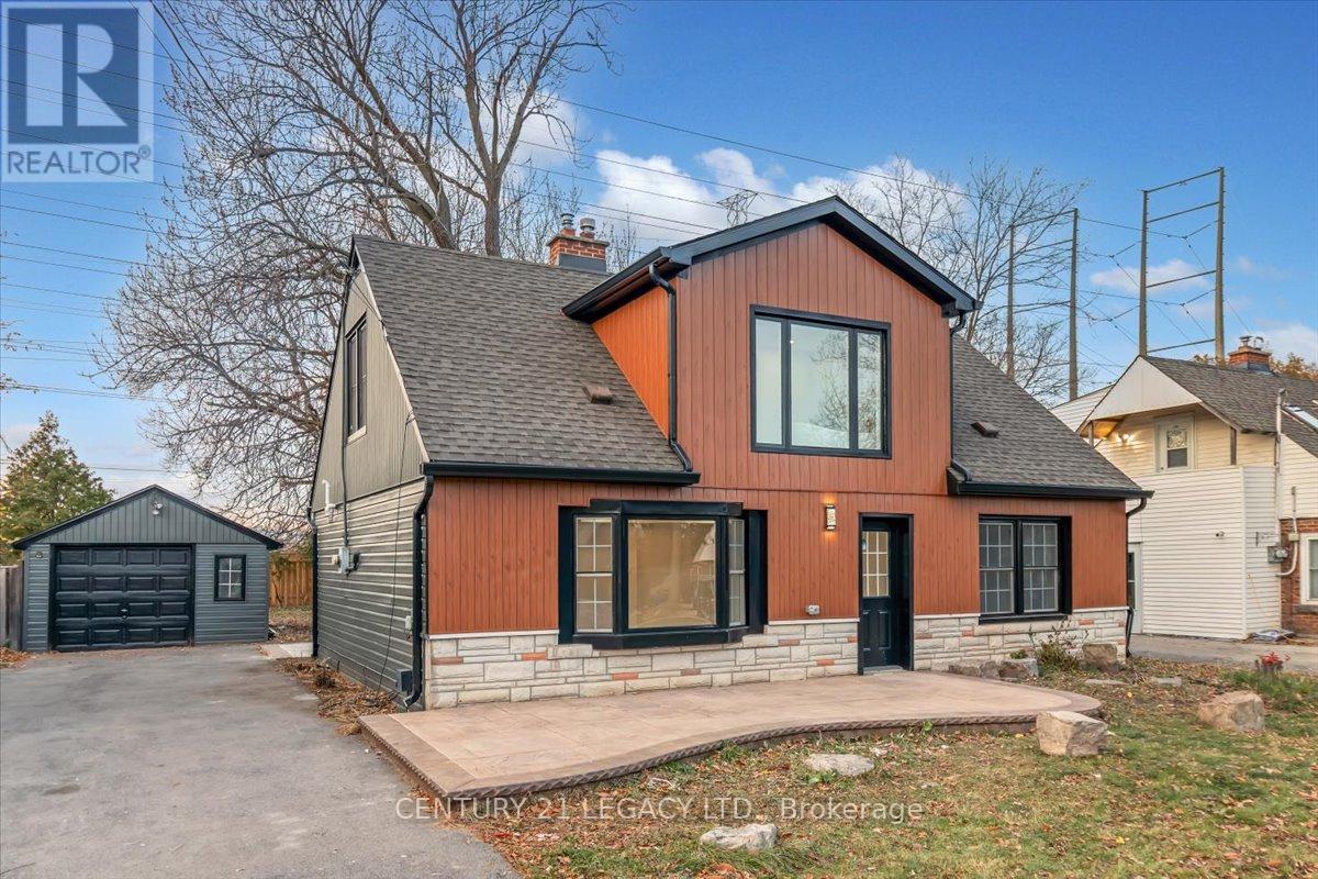 2027 Churchill Avenue, Burlington, Ontario  L7R 3T8 - Photo 2 - W13090498