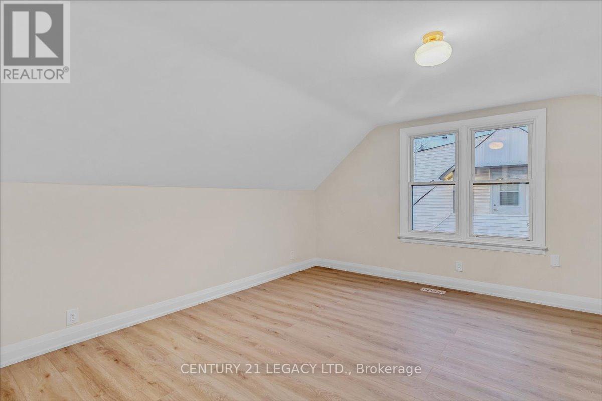 2027 Churchill Avenue, Burlington, Ontario  L7R 3T8 - Photo 22 - W13090498