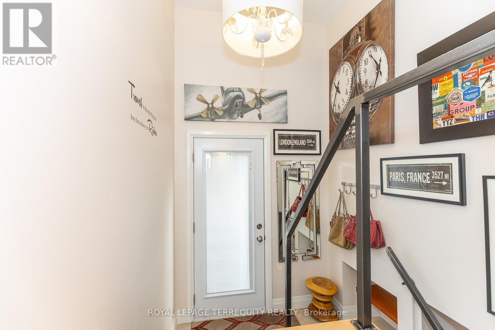 256 Renforth Drive, Toronto, Ontario  M9C 2K9 - Photo 23 - W13090510