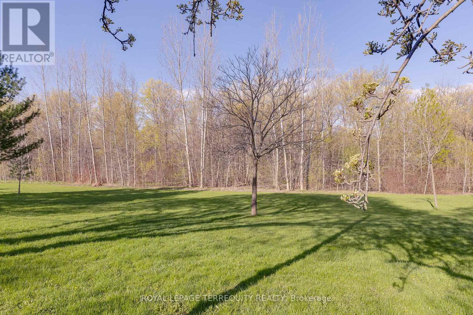 256 Renforth Drive, Toronto, Ontario  M9C 2K9 - Photo 42 - W13090510