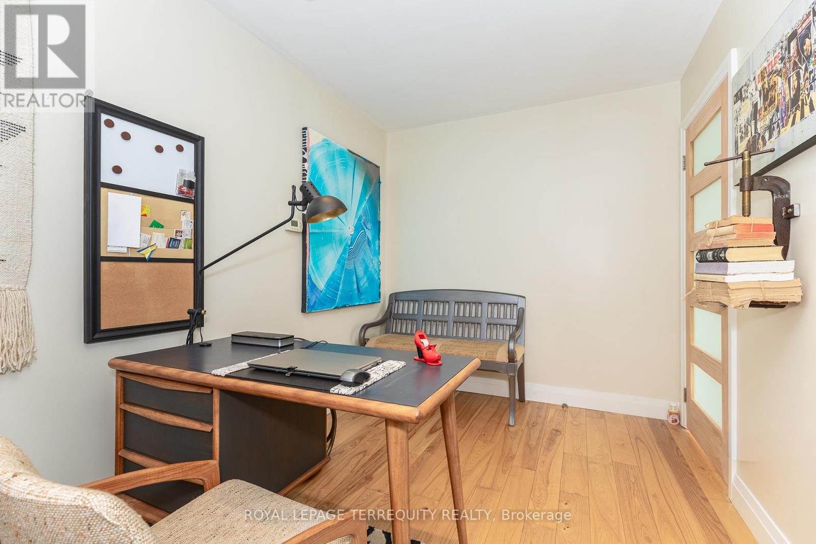 256 Renforth Drive, Toronto, Ontario  M9C 2K9 - Photo 7 - W13090510