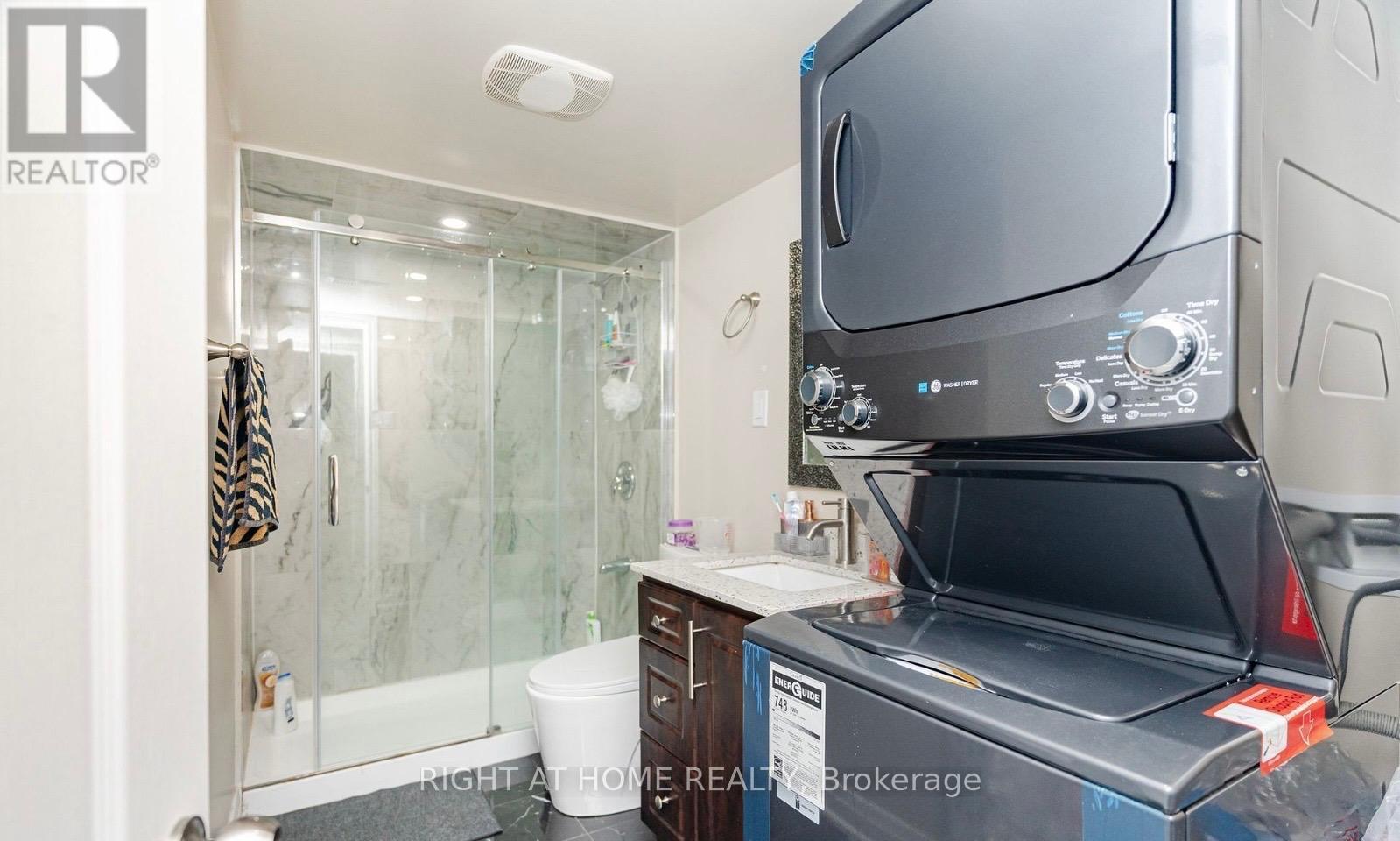16 Action Drive, Brampton, Ontario  L7A 4X8 - Photo 30 - W13090548