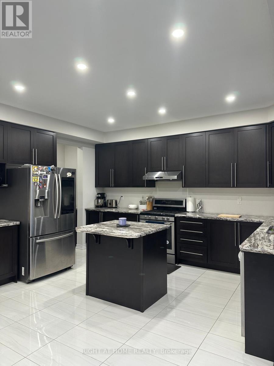16 Action Drive, Brampton, Ontario  L7A 4X8 - Photo 6 - W13090548