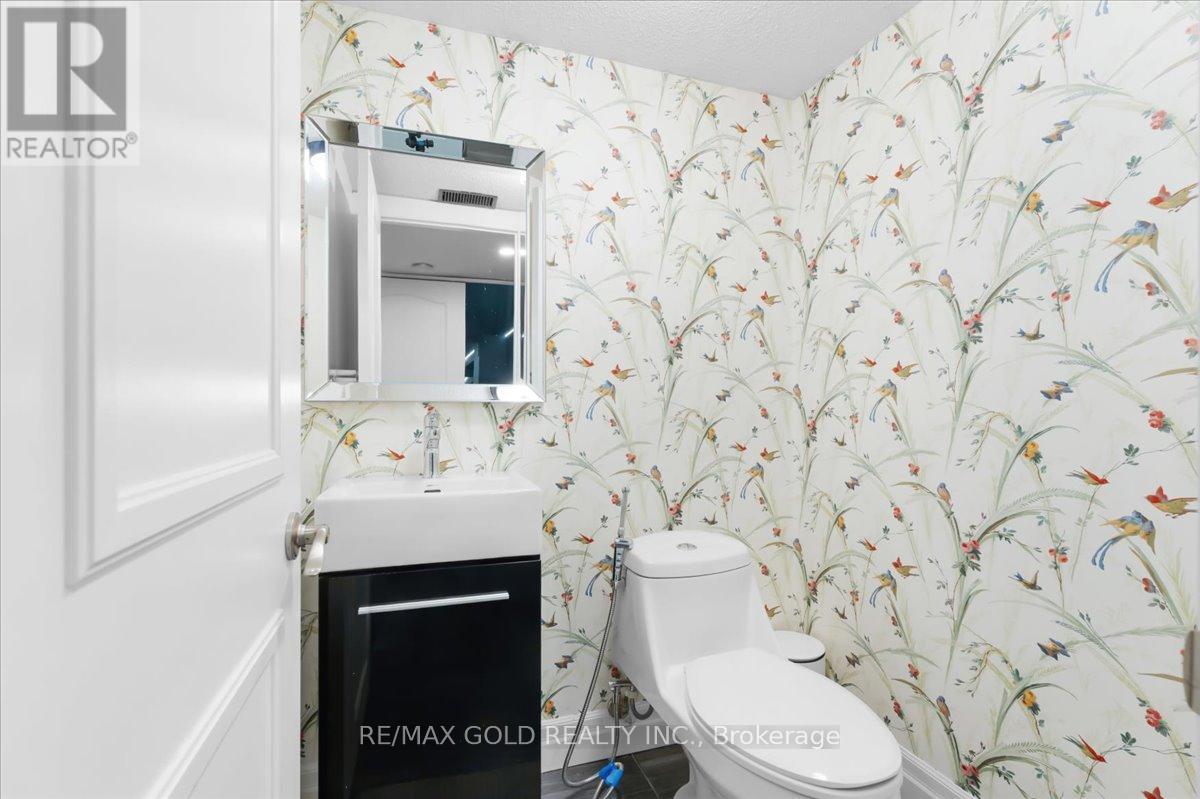 993 Porcupine Avenue, Mississauga, Ontario  L5H 3K6 - Photo 38 - W13090566