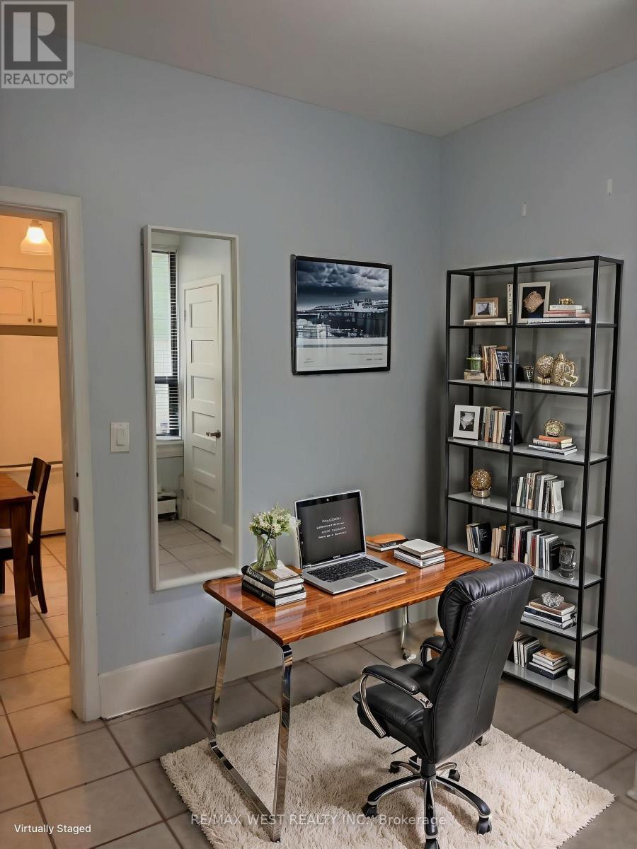 Main/bsmt - 108 Springhurst Avenue, Toronto, Ontario  M6K 1C1 - Photo 17 - W13090572